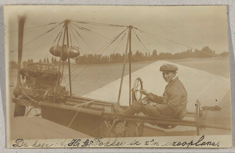 Portrait of Anthony Fokker in his plane during the Queen's Party in Haarlem, 1911, anonymous, 1911 Canvas Print