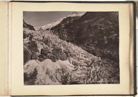 Icy mountain landscape around Grindelwald, Photoglob & Co., c. 1881 - c. 1900 Canvas Print