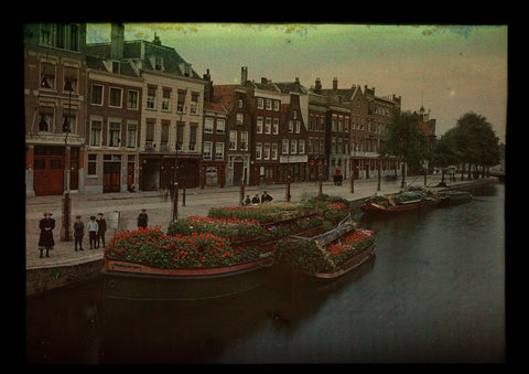 Boats with flowers moored at the Rechter Rottekade, Rotterdam, Sebastiaan Alphonse Van Besten, 1915 Canvas Print