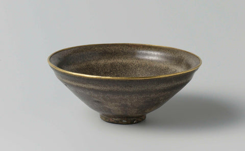 Tea bowl with a gray brown glaze, anonymous, c. 960 - c. 1279 Canvas Print