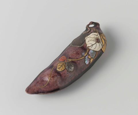 Bean pod-shaped Incense Box, anonymous, anonymous, c. 1800 - c. 1899 Canvas Print