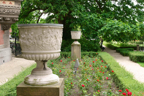 Images of vases on pedestals, 2003 Canvas Print