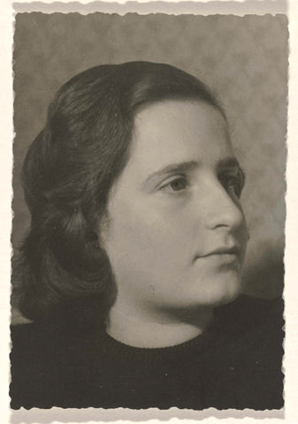 Portrait of Isabel Wachenheimer, intended as first signs of life to an unknown sender, September 25, 1945 in Davos, anonymous, 1945 Canvas Print