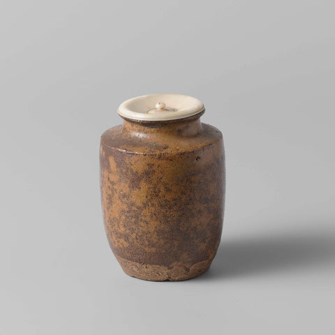 Tea caddy with a light brown glaze, anonymous, anonymous, c. 1600 - c. 1799 Canvas Print