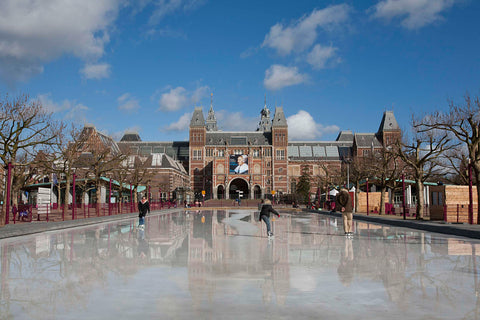 South façade, with skaters in the foreground on the pond at the Museumplein, 2007 Canvas Print