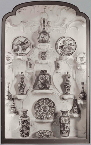 Display cabinet in Louis XV style with Chinese porcelain standing on volutes, 1981 Canvas Print