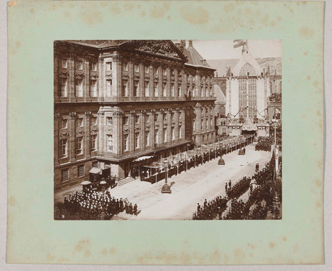 Wilhelmina on her way from the Palace on Dam Square to the Nieuwe Kerk, Amsterdam, for her inauguration as queen, Sigmund Löw (possibly), 1898 Canvas Print