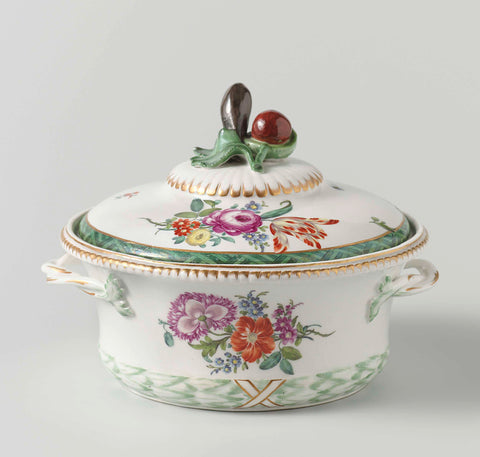 Tureen, In-house Oud-Loosdrecht, c. 1778 - c. 1782 Canvas Print