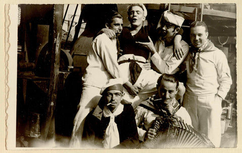 Sailors with an accordion, anonymous, 1940 - 1943 Canvas Print