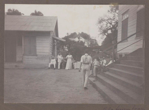 On the tennis court, anonymous, 1910 - 1914 Canvas Print