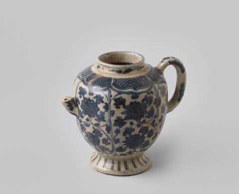 Winepot or kendi of Chinese porcelain from the wreck of the Dutch East Indiaman Witte Leeuw, anonymous, before 1613 Canvas Print