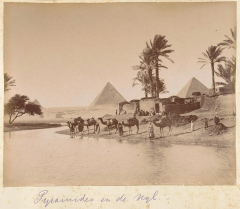 Resting caravan at the banks of the Nile, anonymous, c. 1890 - c. 1910 Canvas Print