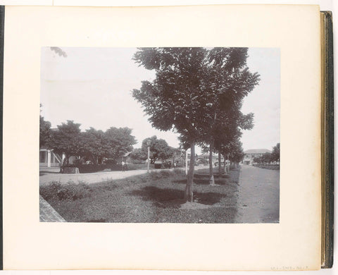 View of the Hotelstraat in Medan, Sumatra (Hotelstrasse Medan), Stafhell & Kleingrothe, c. 1890 - 1900 Canvas Print