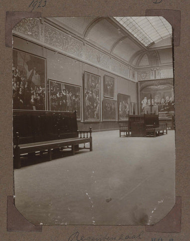 Schutters- en Regentenzaal in 1923, 1923 Canvas Print