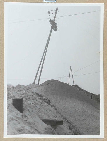 Sand dumping at air raid shelter B in Heemskerk, 1939 - 1941 Canvas Print