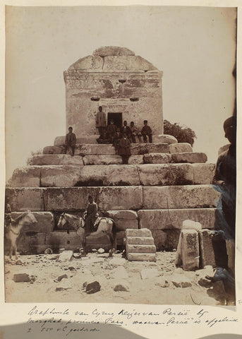 Company posing on the tomb of Cyrus II the Great in Pasargadae, Antoine Sevruguin (attributed to), c. 1880 - c. 1895 Canvas Print