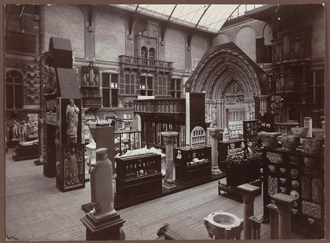 Plaster casts in the western courtyard, 1893 - 1927 Canvas Print