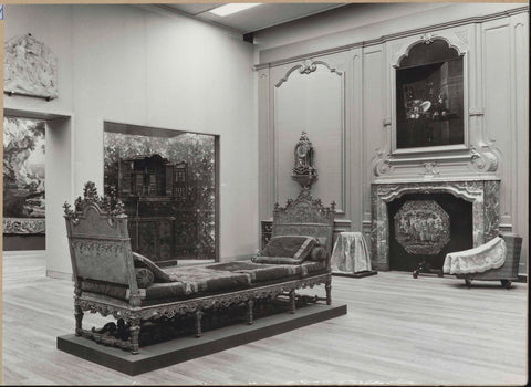 Room with furniture including a rest bench, a fireplace, a clockwork and niche with cupboard, 1962 Canvas Print