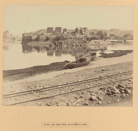 Island philae with the temple of Isis, anonymous, c. 1895 - c. 1915 Canvas Print