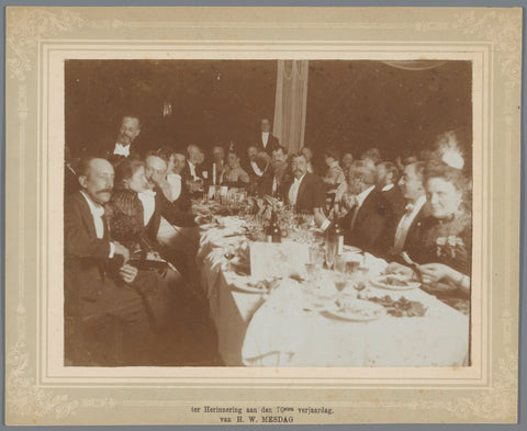 Group portrait at a dinner on the occasion of the seventieth birthday of H.W. Mesdag in Pulchri, 1901, anonymous, 1901 Canvas Print