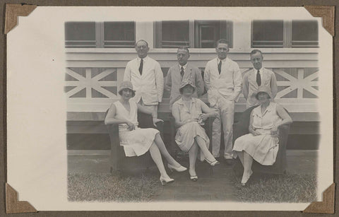 Group photo with the jetten couple, anonymous, 1925 - 1927 Canvas Print