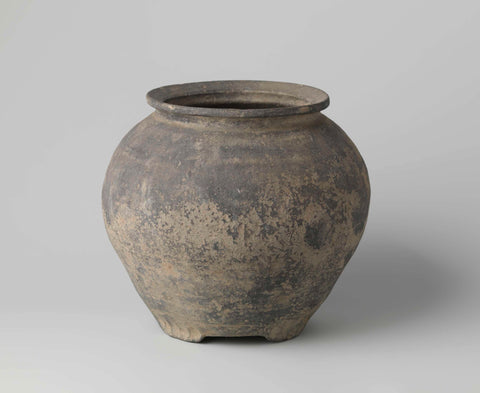 Pot and fragment of a pot of grey earth., anonymous, c. 1400 - c. 1950 Canvas Print