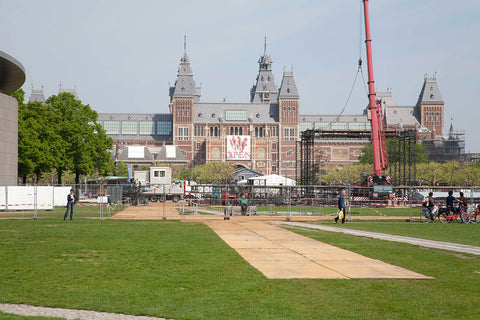 Banner with tulip on the Night Watch extension, as seen from the Museumplein, 2011 Canvas Print