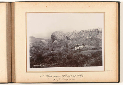 Victims of the battle at Spionkop in South Africa, anonymous, 1900 Canvas Print