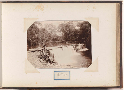 European girl at a waterfall at Pretoria, anonymous, c. 1890 - c. 1920 Canvas Print