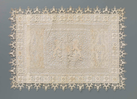 Ornamental sloop of linen with a front of needle lace with the coat of arms of Belgium, anonymous, c. 1914 - c. 1918 Canvas Print