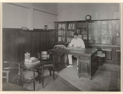 Office of the Editor-in-Chief, T. Kaneo, 1921 Canvas Print