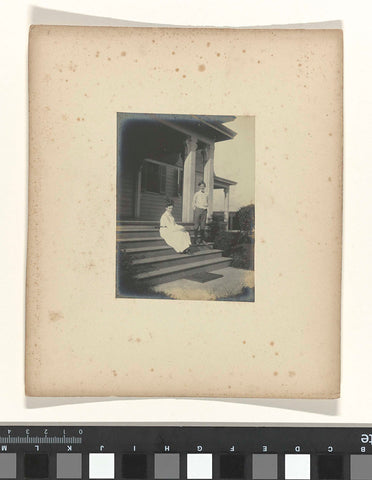 Boy and girl on the steps of a house during the World's Fair in St. Louis (Louisiana Purchase Exposition), 1904, Jan Schüller (attributed to), 1904 Canvas Print