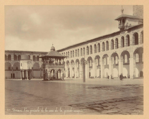 S 93. Cour of the Grand Mosque. (for 2 years a fire almost destroyed). Damascus., Bonfils, c. 1867 - c. 1876 Canvas Print