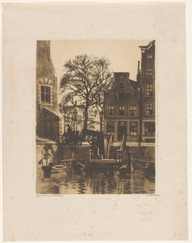 Overhaal bij de Montelbaanstoren in Amsterdam, Willem Witsen, c. 1912 Canvas Print