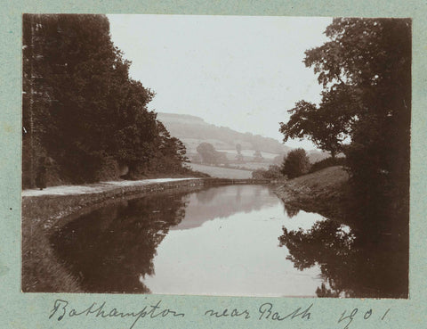 Hilly landscape with river, Frits Freerks Fountain Fz. (attributed to), 1901 Canvas Print