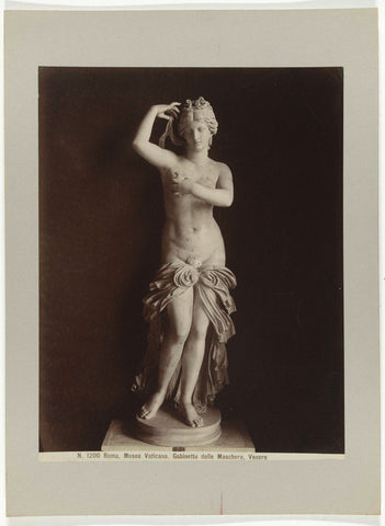 Sculpture of standing Venus, anonymous, c. 1880 - c. 1904 Canvas Print