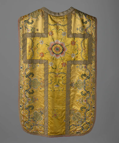 Chasuble of yellow silk satin with embroidery, anonymous, c. 1800 - c. 1849 Canvas Print