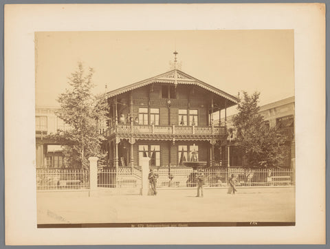 People posing at the Swiss house of architect Risold at the World's Fair of 1873 in Vienna, anonymous, c. 1873 Canvas Print