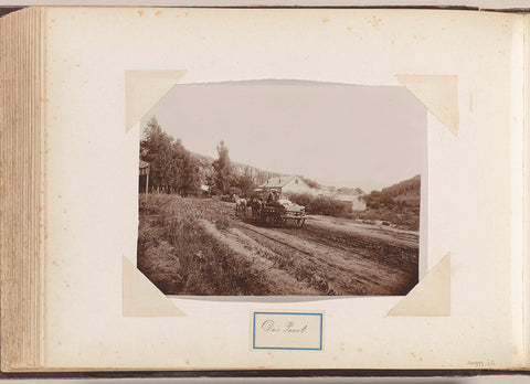 Farmers on horse and cart in a field near Das Poort in South Africa, anonymous, c. 1890 - c. 1920 Canvas Print