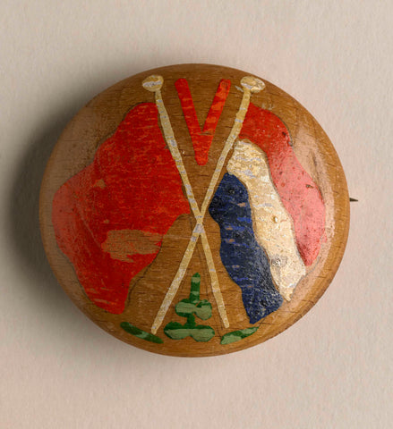 Brooch made on the occasion of the liberation of the Netherlands on 5 May 1945, anonymous, 1945 Canvas Print