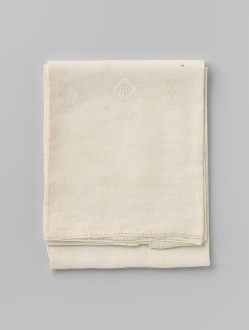 Sheet with entre-deux with fine diamond pattern. Brand: initials D and I on either side of the tree of life(?) and year 1672., anonymous, 1672 Canvas Print