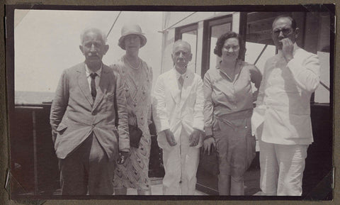 Couple Jetten with guests on a boat, anonymous, 1925 - 1927 Canvas Print