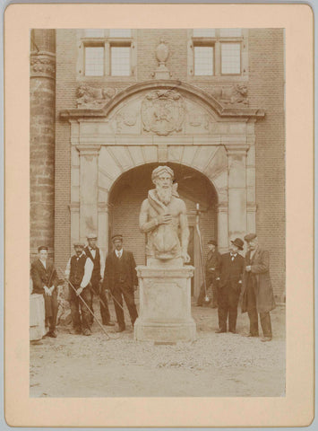 The water pump from Zaltbommel before the Waterpoort from Gorinchem in the garden of the museum, 1902 Canvas Print