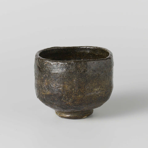 Teabowl with a black green glaze, anonymous, anonymous, c. 1700 - c. 1799 Canvas Print