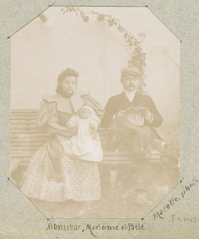 Portrait of a man, a woman and a baby, presumably in France, anonymous, c. 1890 - c. 1900 Canvas Print