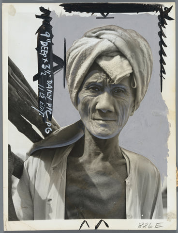 Portrait of the Vietnamese farmer Nguyen Vinh Lung, 1961, with a text that characterizes the vision of the US on the situation in Vietnam, anonymous, 1961 Canvas Print