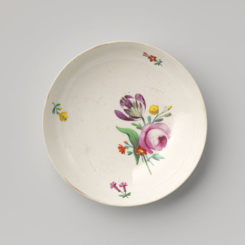 Saucer with a bouquet and flower sprays, Kaiserliche Porzellanmanufaktur, 1818 Canvas Print