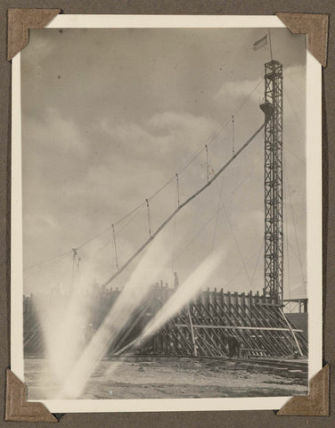 Construction work in Suriname, anonymous, 1925 - 1927 Canvas Print