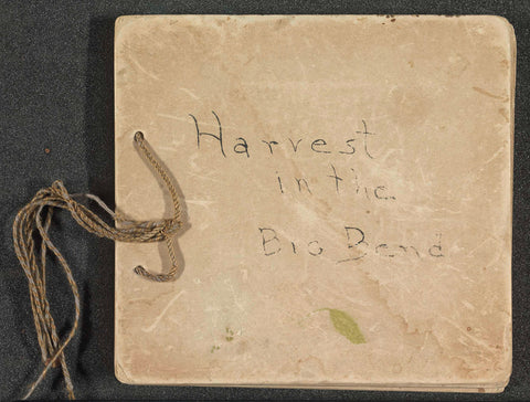 Photo album with recordings of harvesting farmers in the United States, anonymous, c. 1905 - c. 1920 Canvas Print