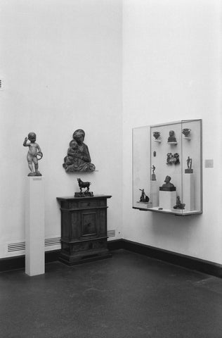 Room with sculptures, display case and cupboard, 1953 Canvas Print